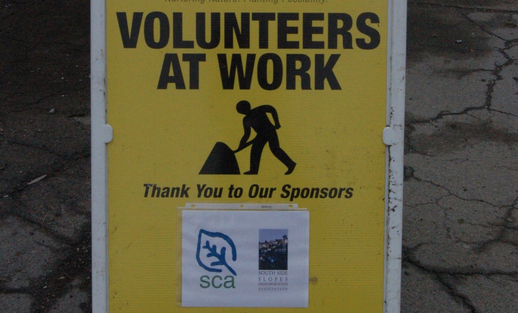volunteers-at-work-sssna